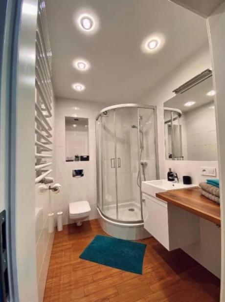 Апартаменти Loft Aprtament Піла Екстер'єр фото